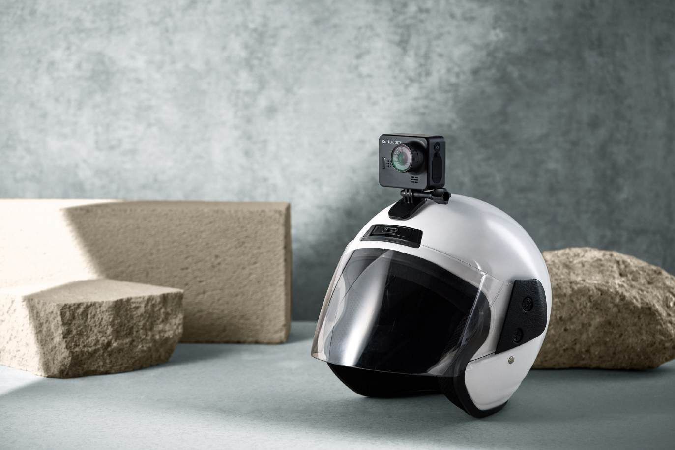 KartaCam mounted on a rider’s helmet